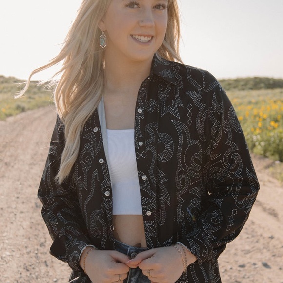 Boot Scootin Button Up - Picture 3 of 9